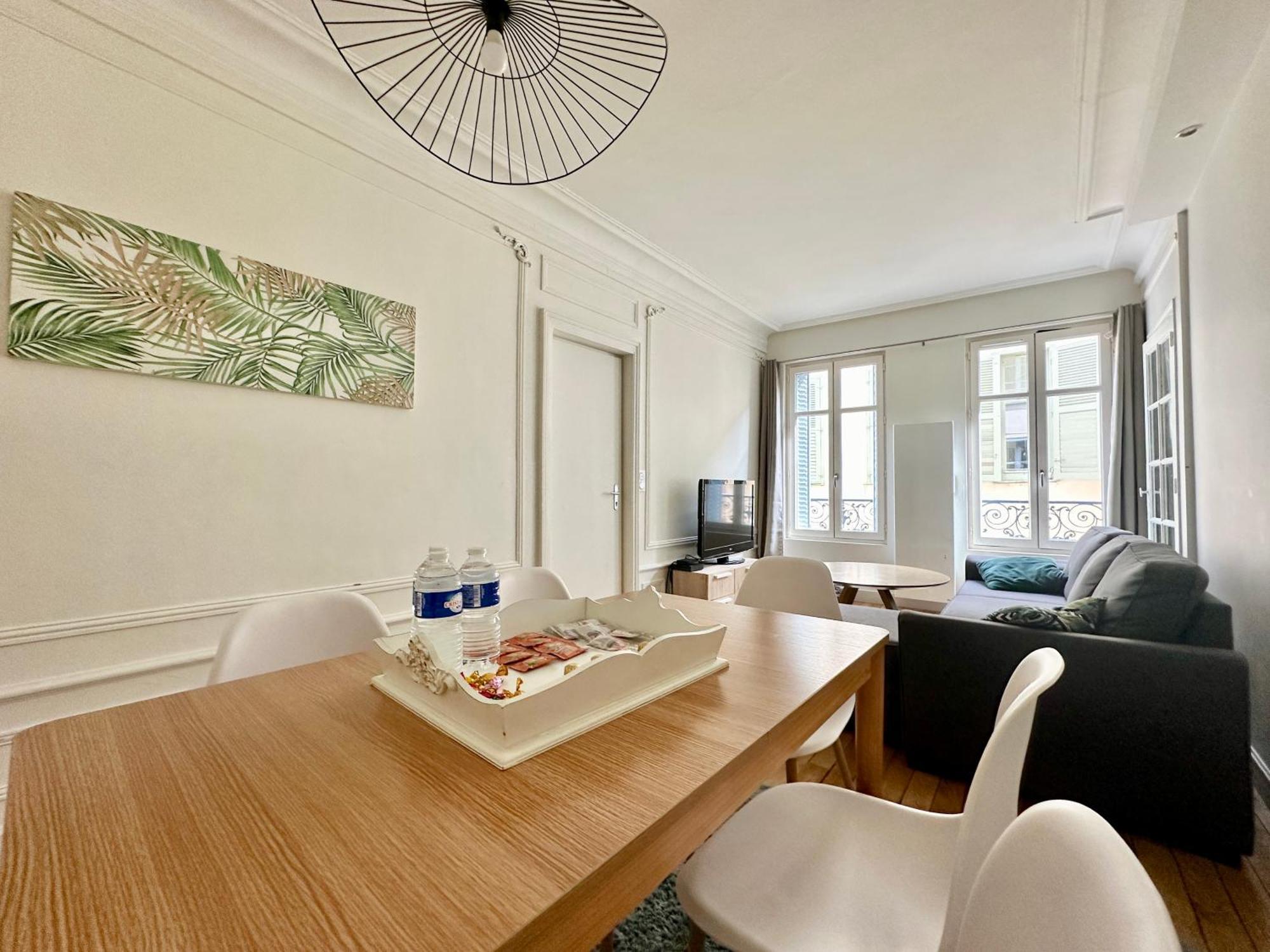 L'Haussmannien, Splendide Et Lumineux Apartman Limoges Kültér fotó